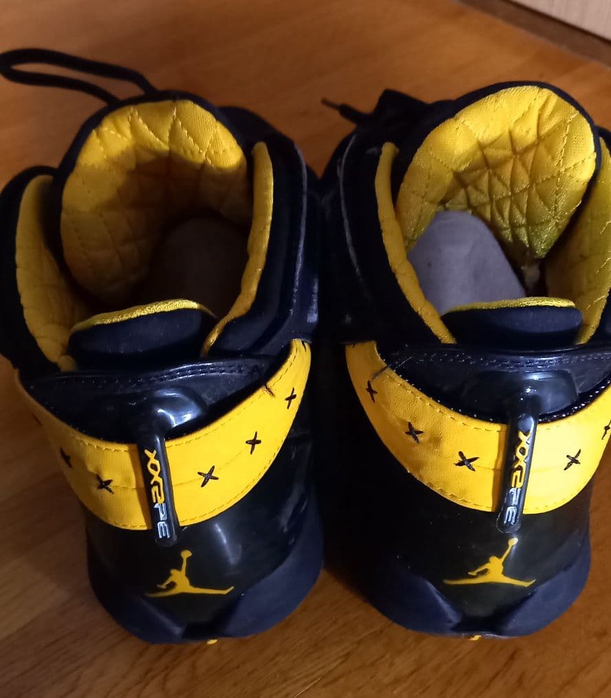 値下げ　美品AIR JORDAN XX2 22PE 28.5cm黒/黄ジョーダン