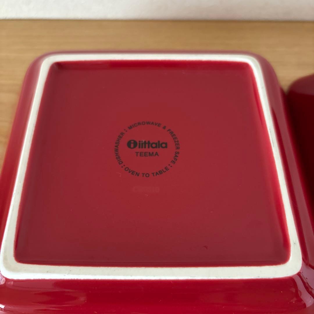  Teema スクエアプレート　レッド2枚セット