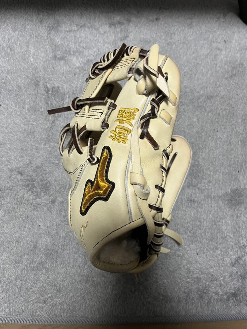 硬式用グローブ ミズノプロ内野手用フルオーダーキャメル 値下げ交渉可能