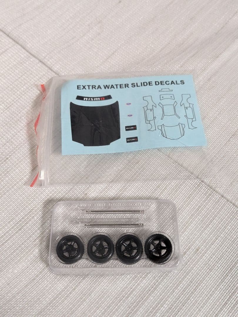 イノモデル inno64 日産 スカイライン GT-R R32　白