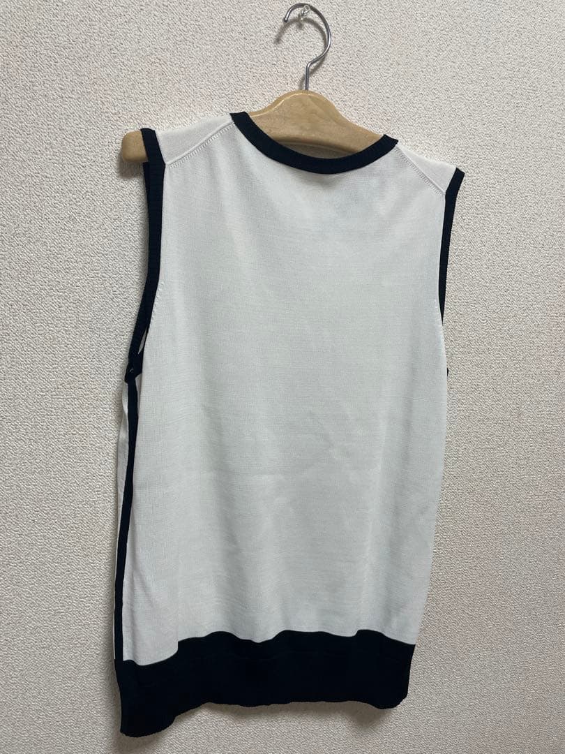 LANVIN SPORT ランバン スポール　レディースゴルフウェア　ベスト白