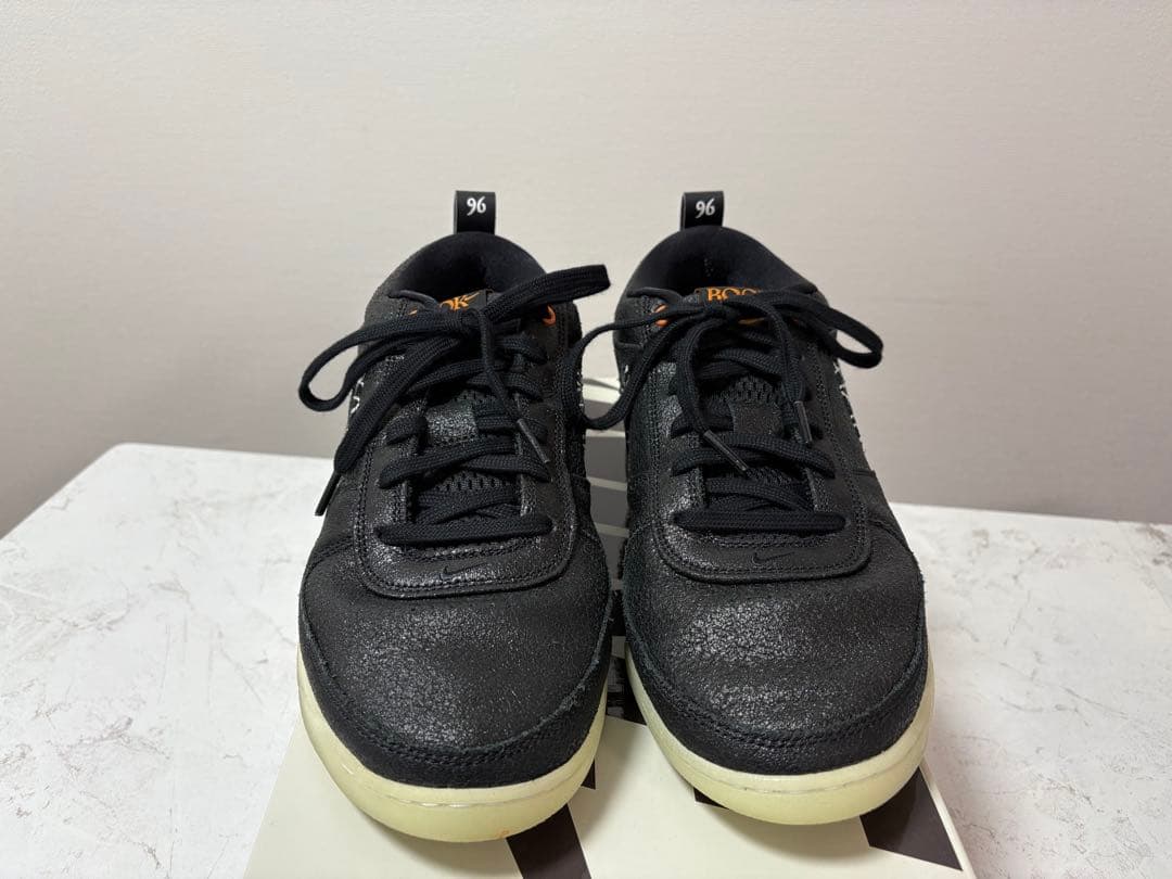 バッシュ　NIKE BOOK 1 29センチ