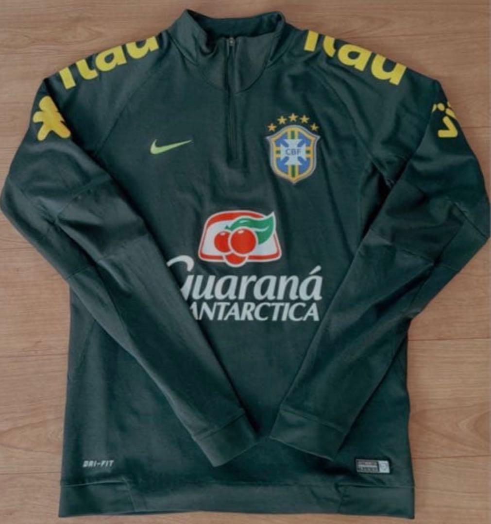 完売品‼️ブラジル代表 ネイマール ハーフジップ トレーニングトップ⚽️