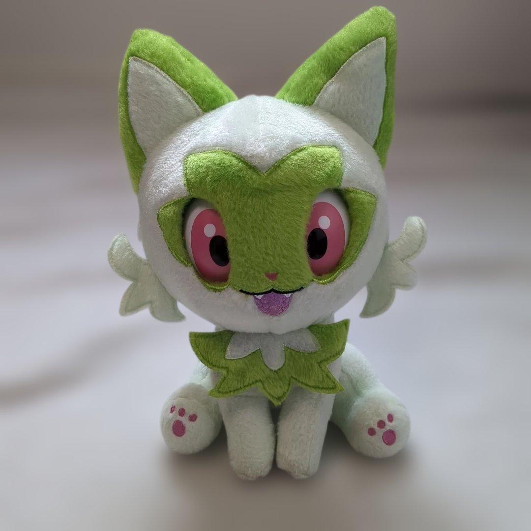 ポケットモンスター なでてみつめてぱちくりニャオハ