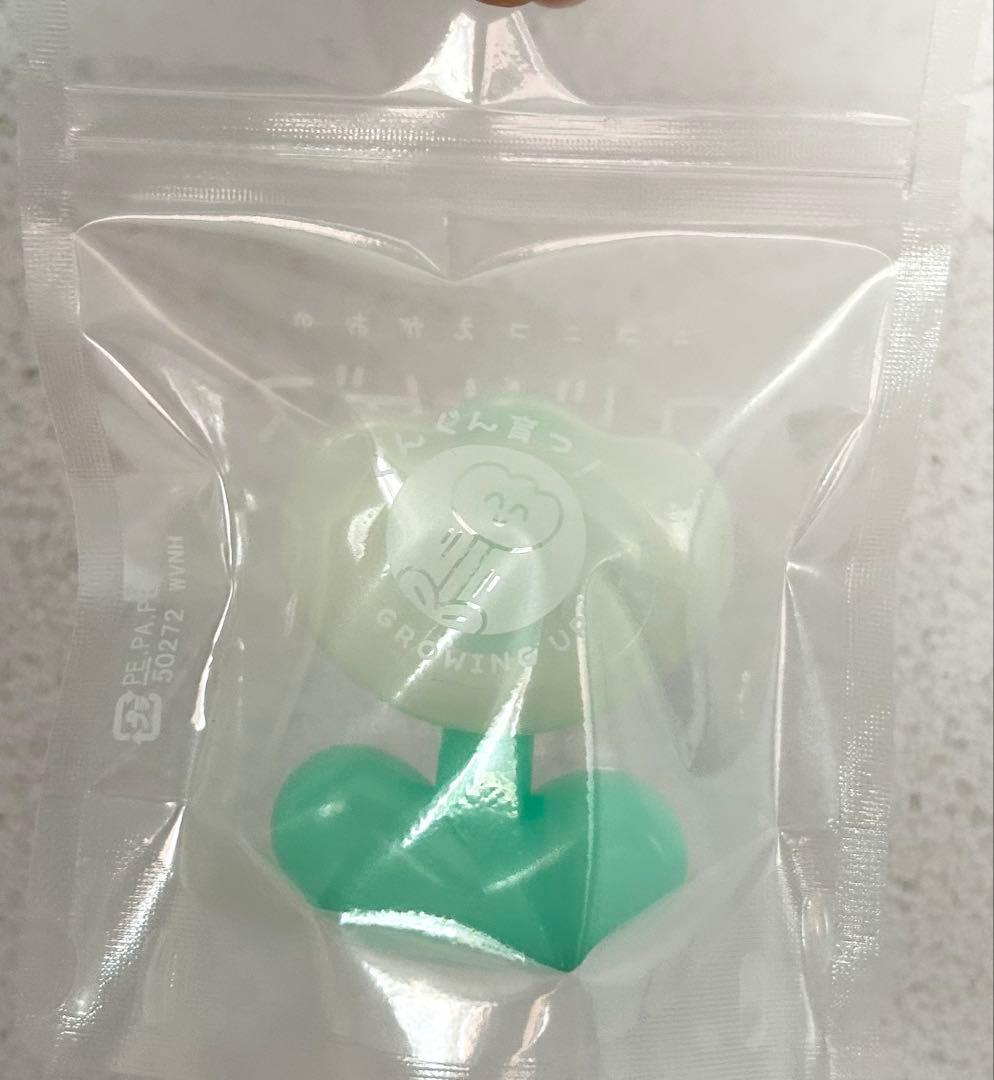 新品 おひげのポン ロドリゲス 乳白 グリーン ソフビ フィギュア
