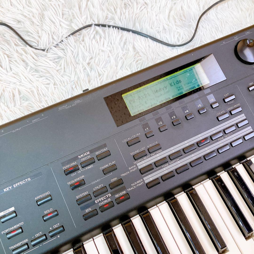 Roland ローランド　XP-80 シンセサイザー