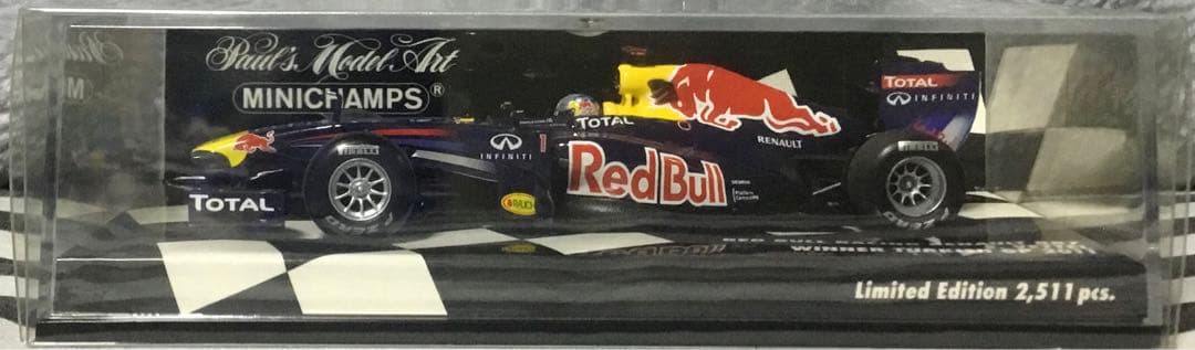 1/43 レッドブル ルノー RB7 トルコGP 優勝 2011年 ベッテル