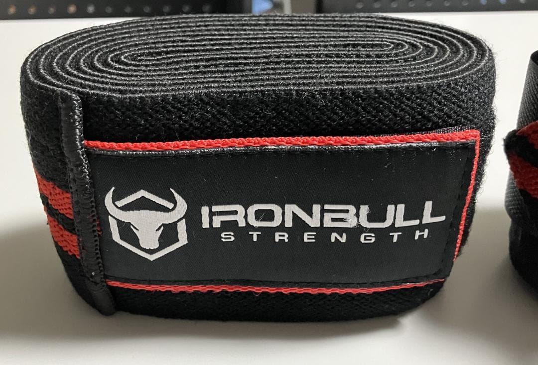セット売り【未使用】IRONBULL STRENGTH リストラップ＆ニーラップ