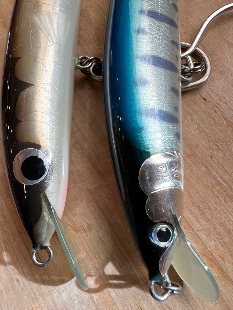 だ*こ様 ビッグトラウトルアー 魚じゃらし工房 saburou140&140B