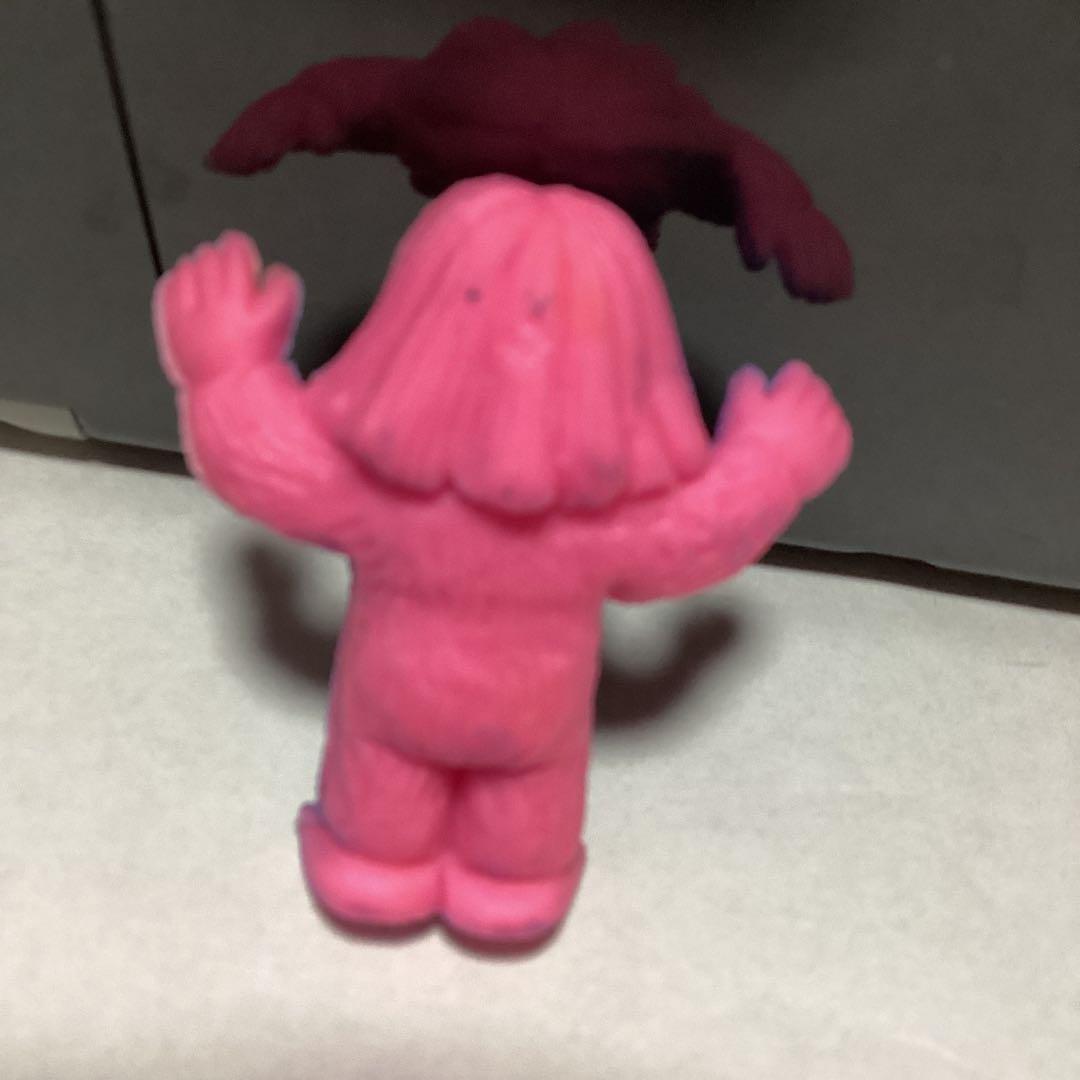 怪獣消しゴム　ゴーロン星人　ピンク　ポピー