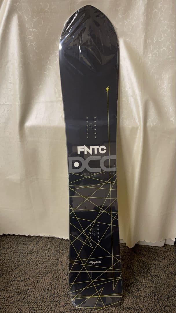 新品■スノーボード FNTC DCC 23-24 153