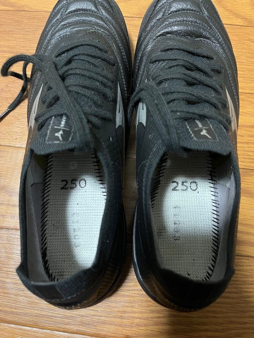 【最終値下げ】MIZUNO MORELIA NEO SALA β JAPAN