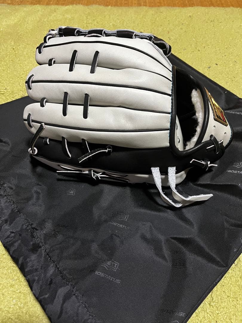 ZETT 軟式グローブ　源田モデル　限定　スターラメラベル