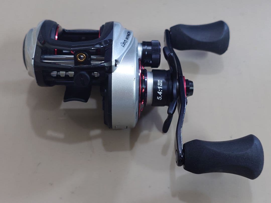 【オーバーホール済】ABUGarcia REVO ウィンチ