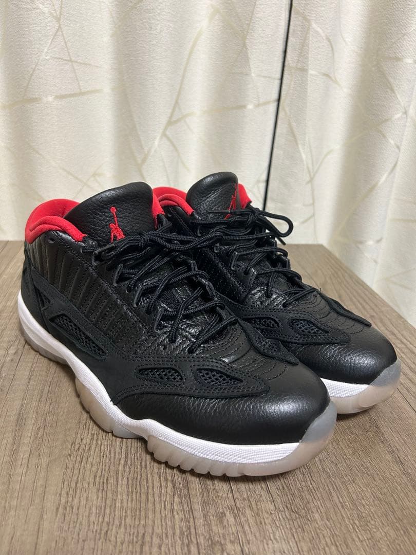 シューズ(男性用) AIR JORDAN 11 RETRO LOW IE BLACK