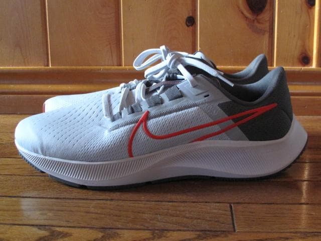 Nike Air Zoom Pegasus ランニングシューズ