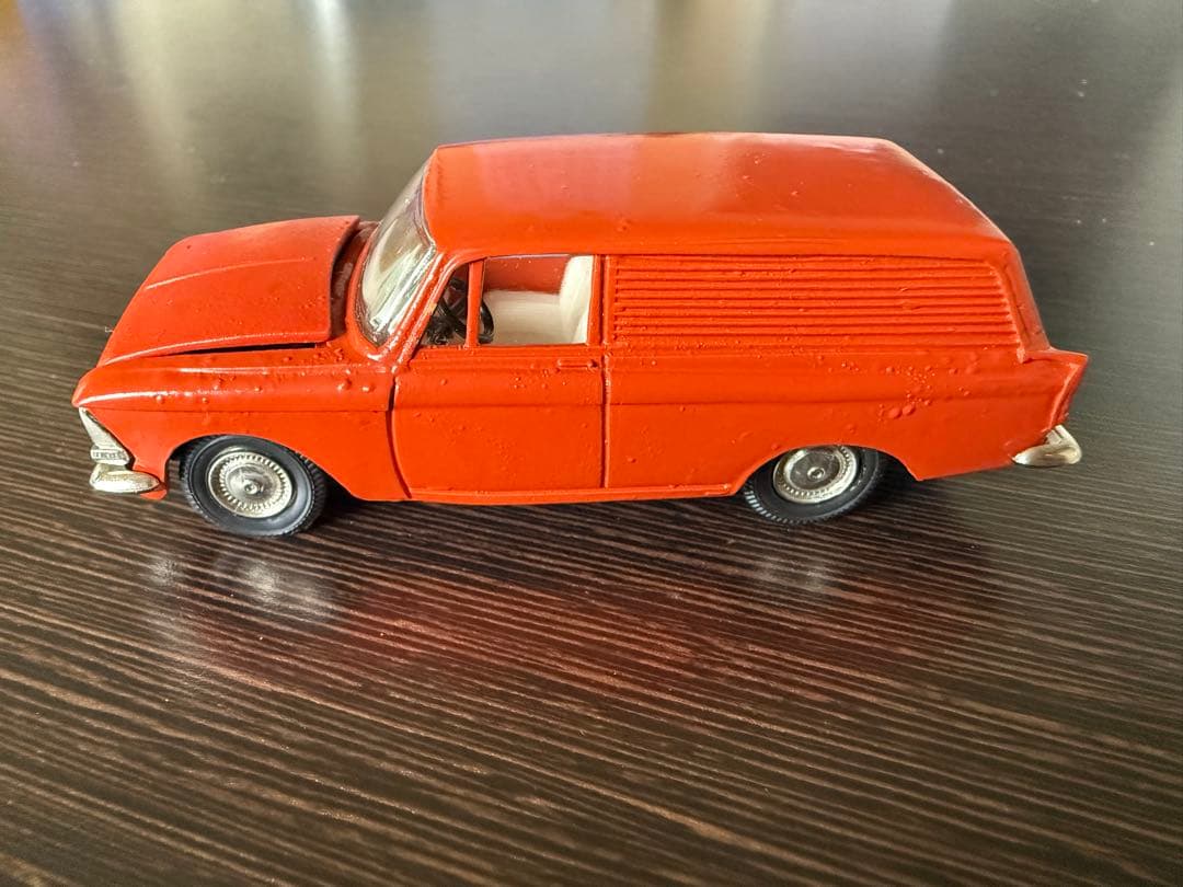 ソ連製　ミニカー　モスクヴィッチ434
