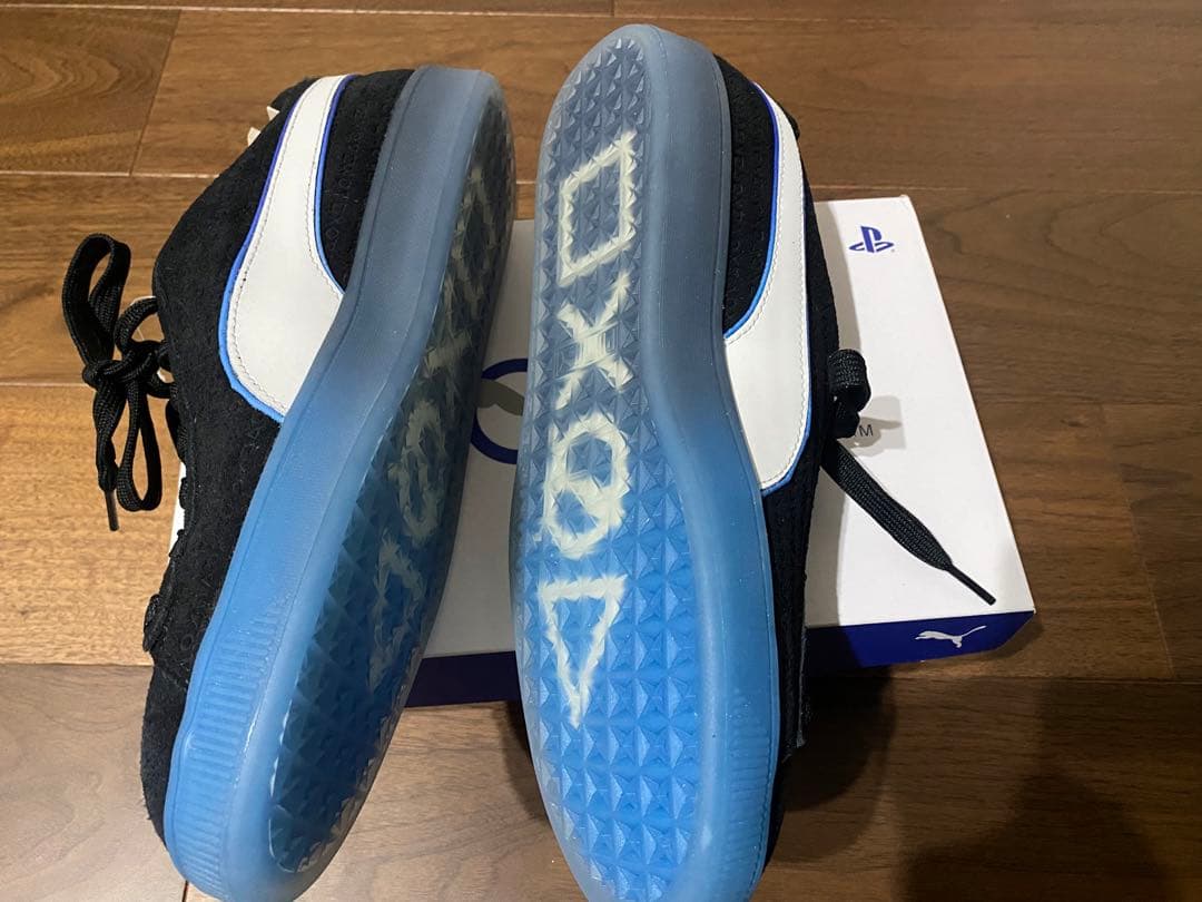 ユニセックス PUMA x PlayStation スウェード スニーカー