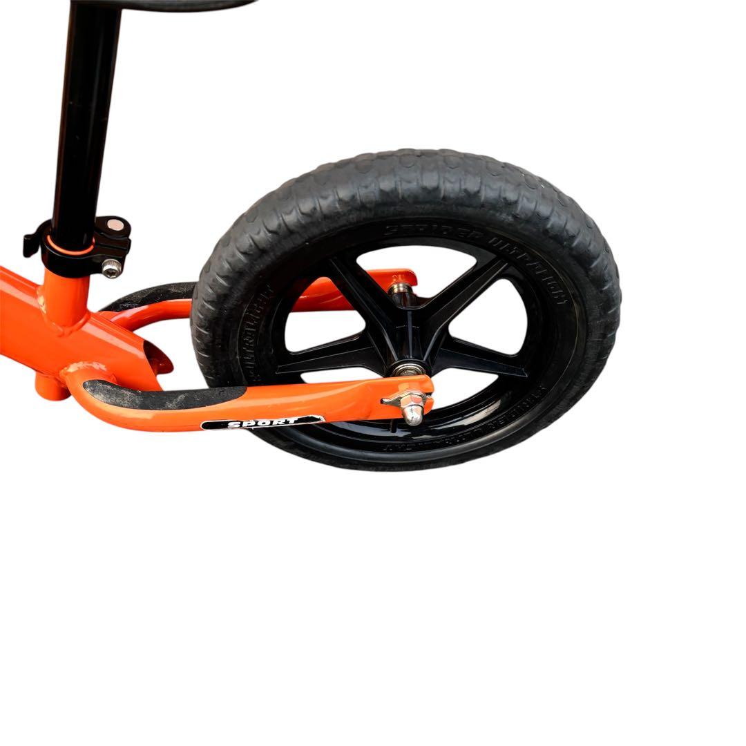 ストライダー 12インチ スポーツ オレンジ 人気色 STRIDER 動作品