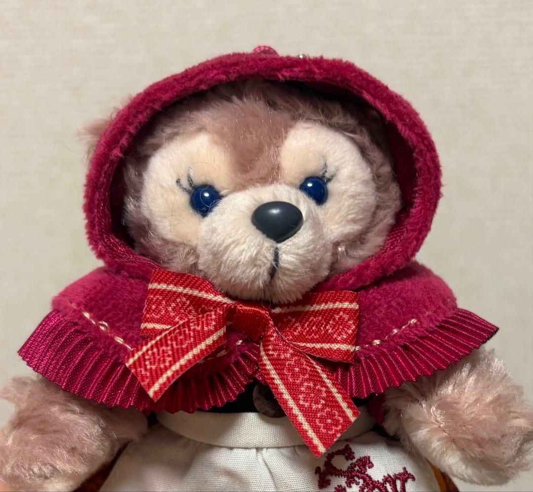 ディズニーシー シェリーメイ ぬいぐるみバッチ 2019 秋のぼうけん 赤ずきん