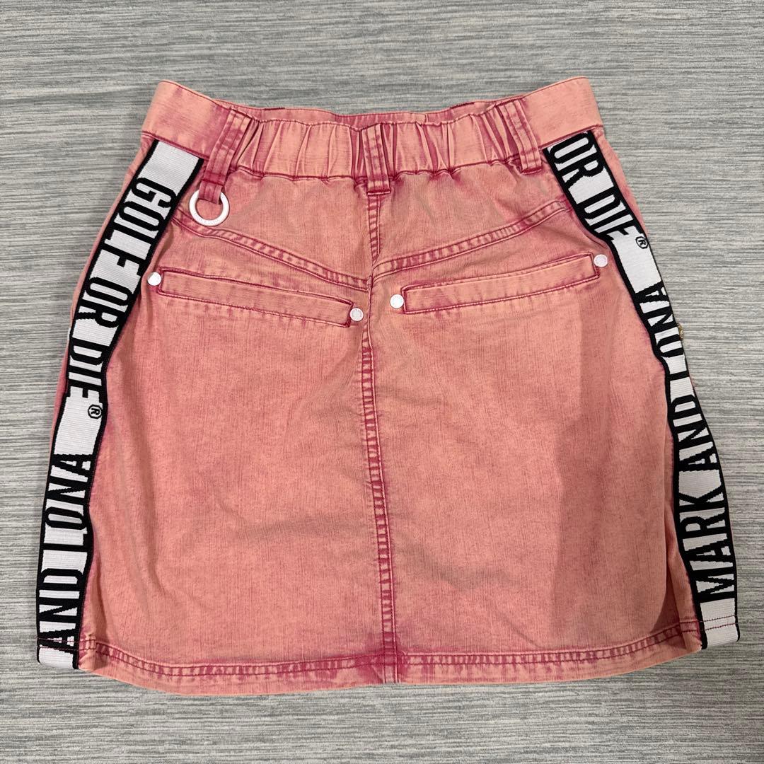 美品　MARK&LONA ウォッシュ加工　ゴルフスカート
