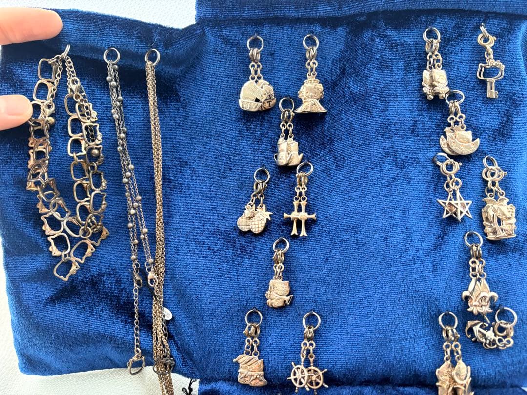 キティ　チャーム　ネックレス　ブレスレットセット
