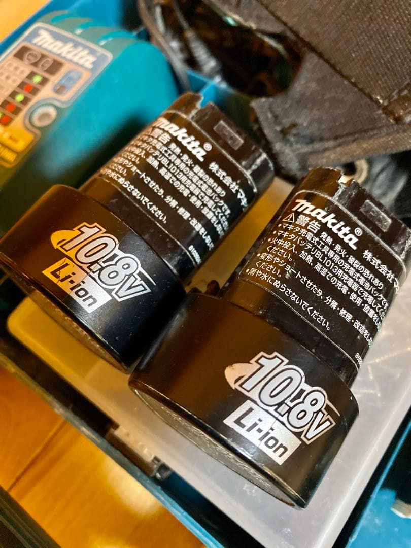 マキタ　makita 充電ドライバー