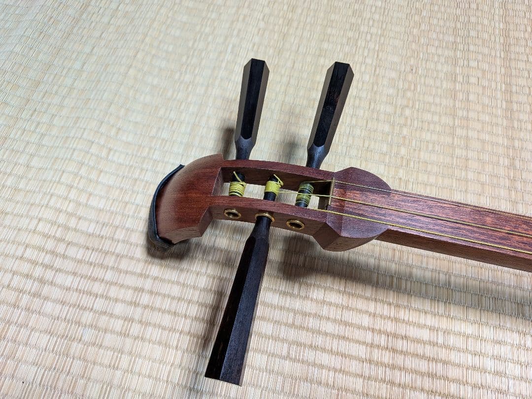 短棹三味線