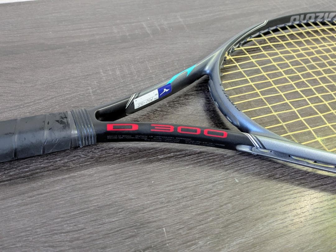 ミズノ D300 硬式テニスラケット グリップサイズG2 Mizuno