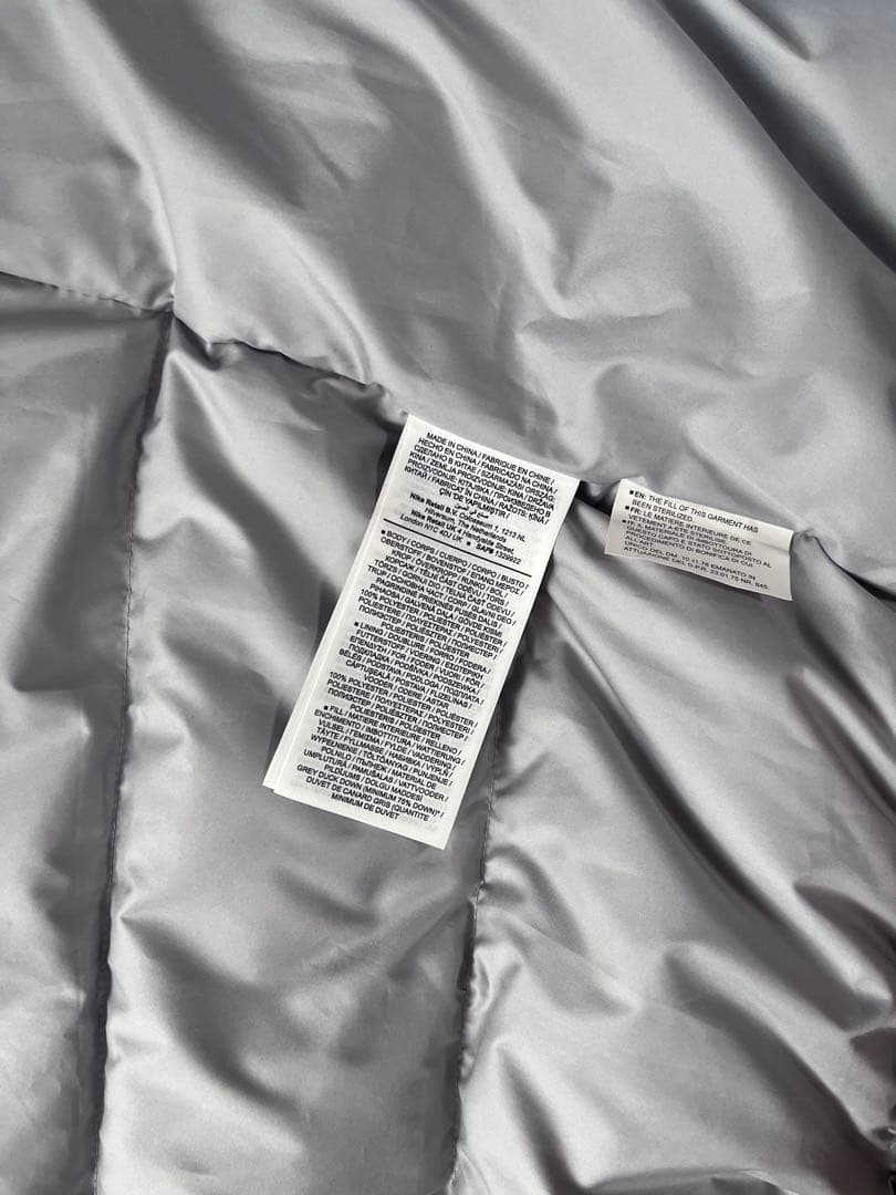 【中古】NIKE 23-24 リバプール　Padded Gilet