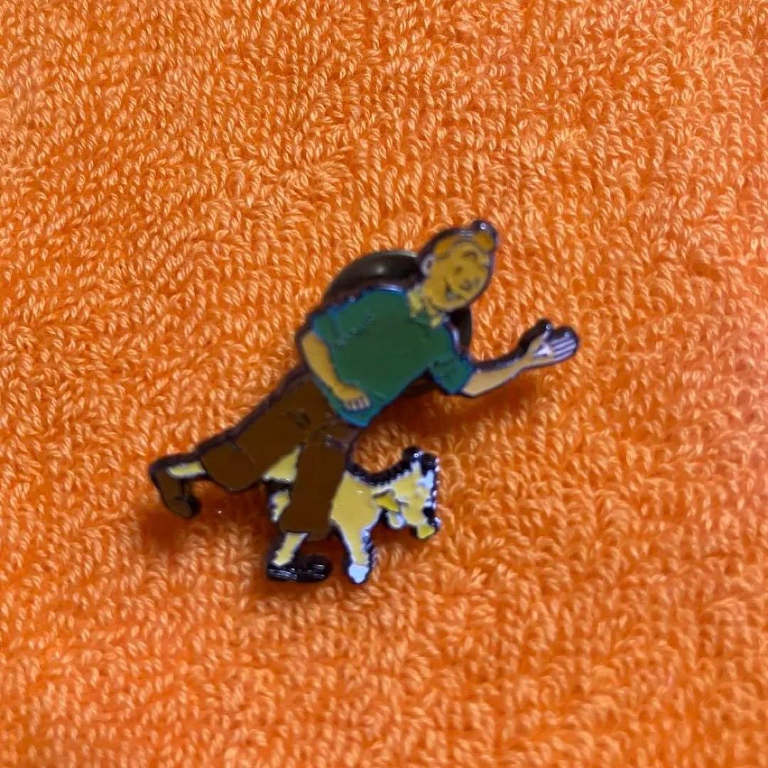 ビンテージ TINTIN タンタンの冒険 ピンズ ピンバッチ E