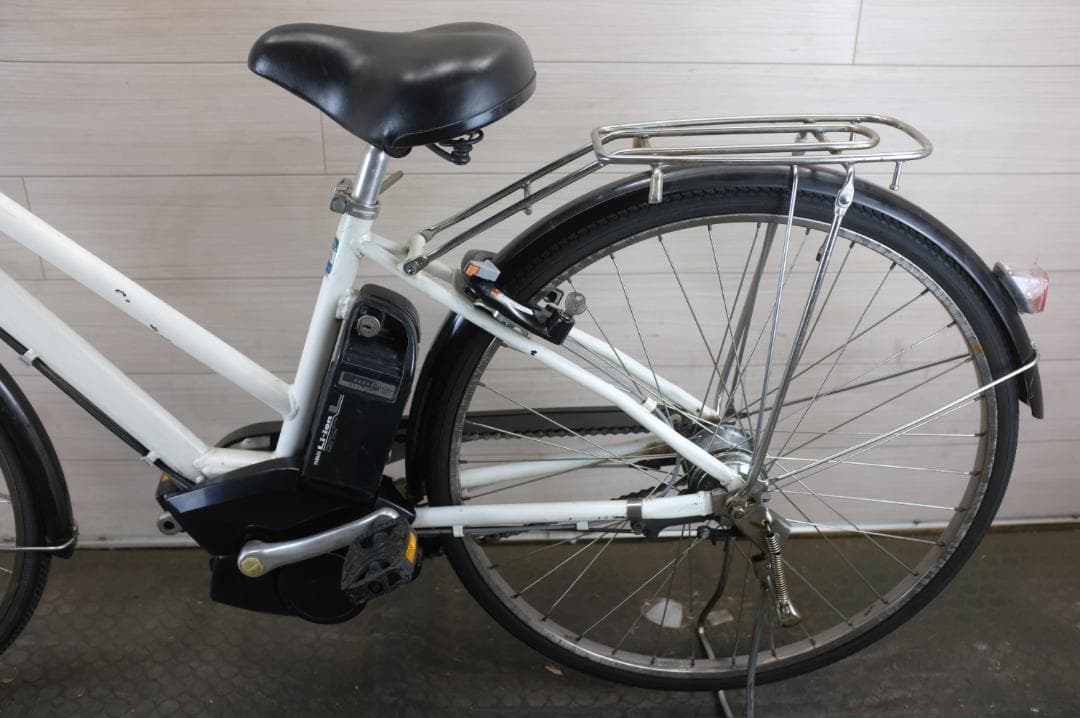 電動自転車ヤマハPAS　27インチ　3段　8.1Ah充電器あり