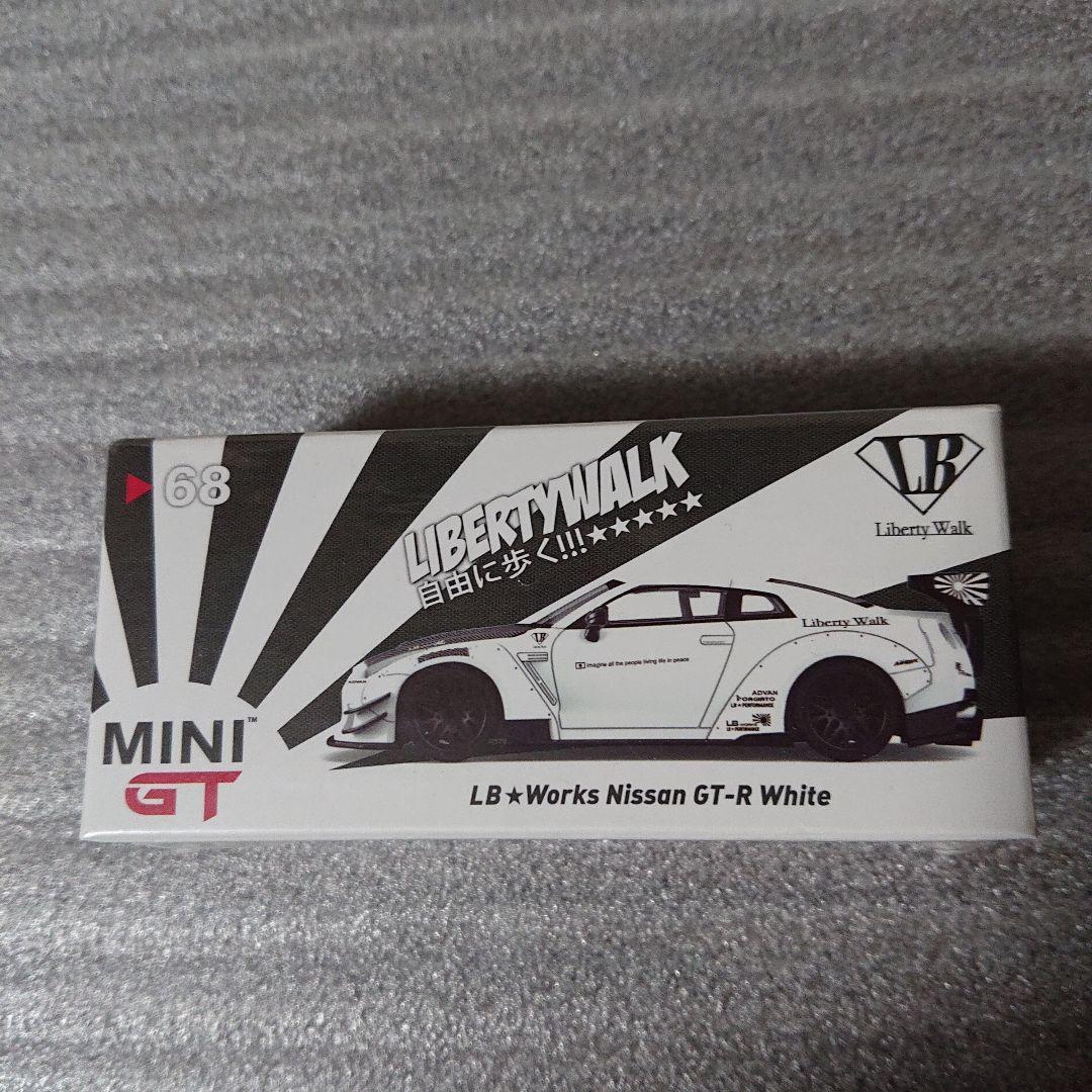 ミニカー MINI GT LB+Works Nissan GT-R White 68LHD