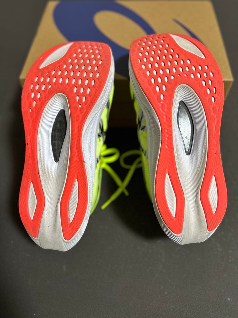 ASICS マジックスピード4WIDE イエロー　26.0