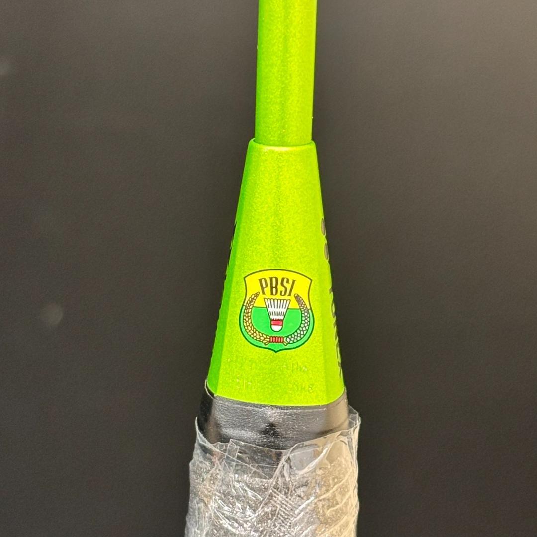 YONEX　バトミントンラケット　アークセイバー　ツアー　3300　ガット無し