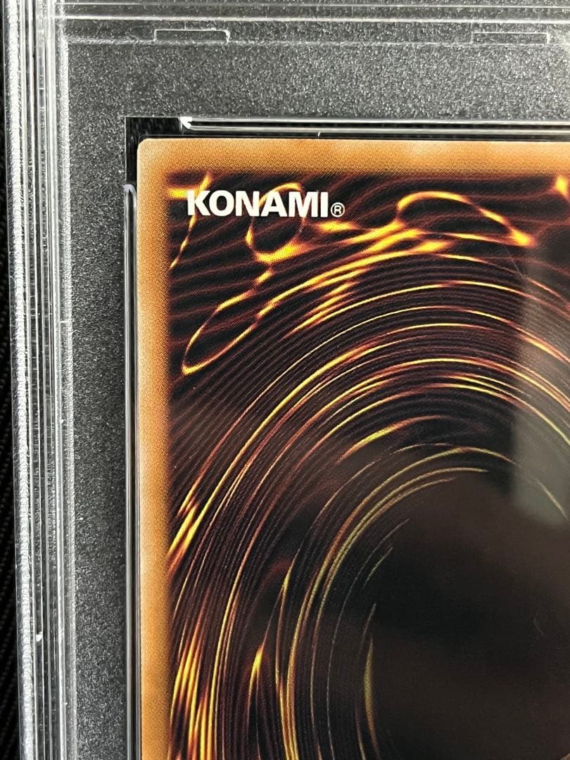 遊戯王　魔術師の弟子　ブラックマジシャンガール　　レリーフ　PSA10