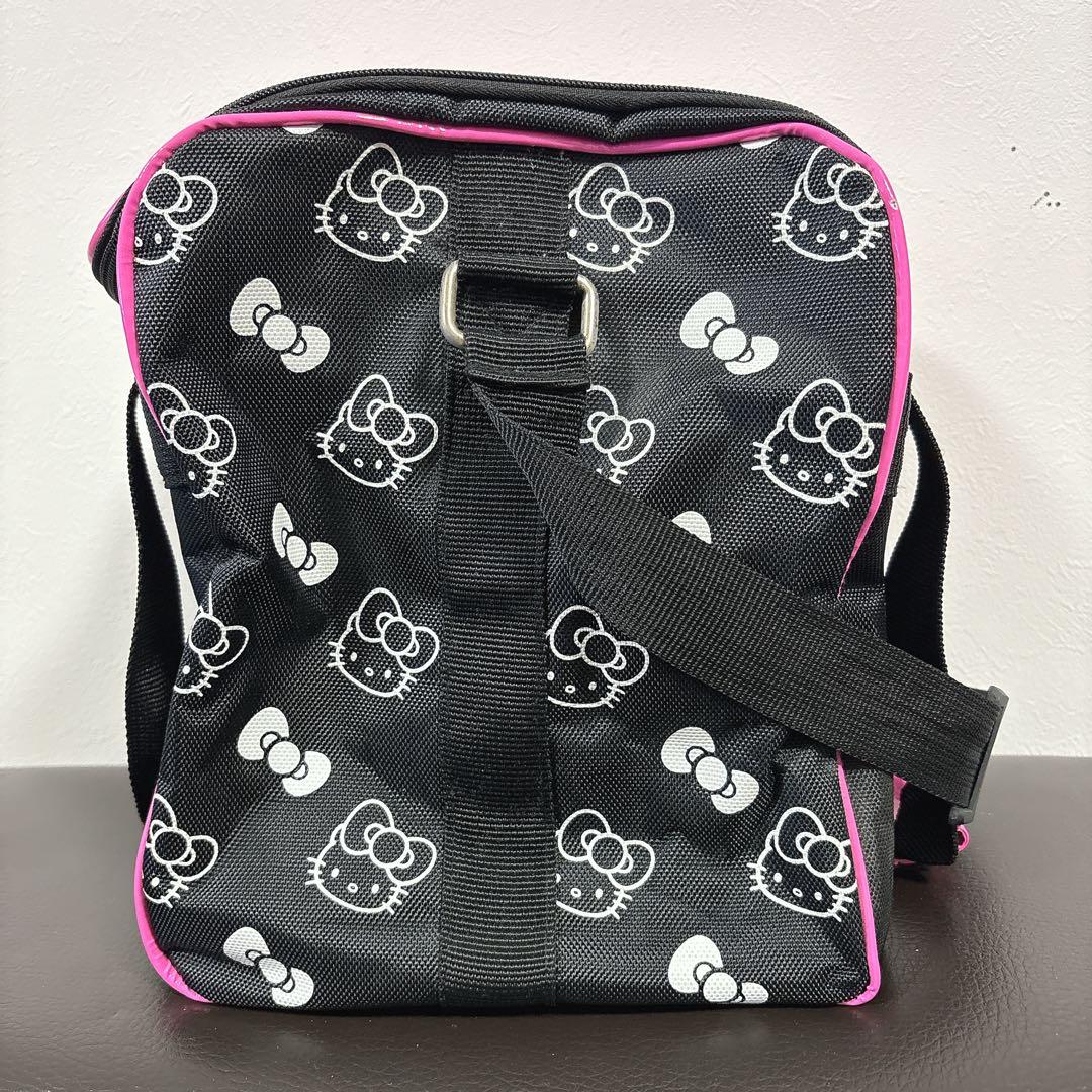 【レア】ROUND1 × Hello Kitty コラボ ボウリングバッグ