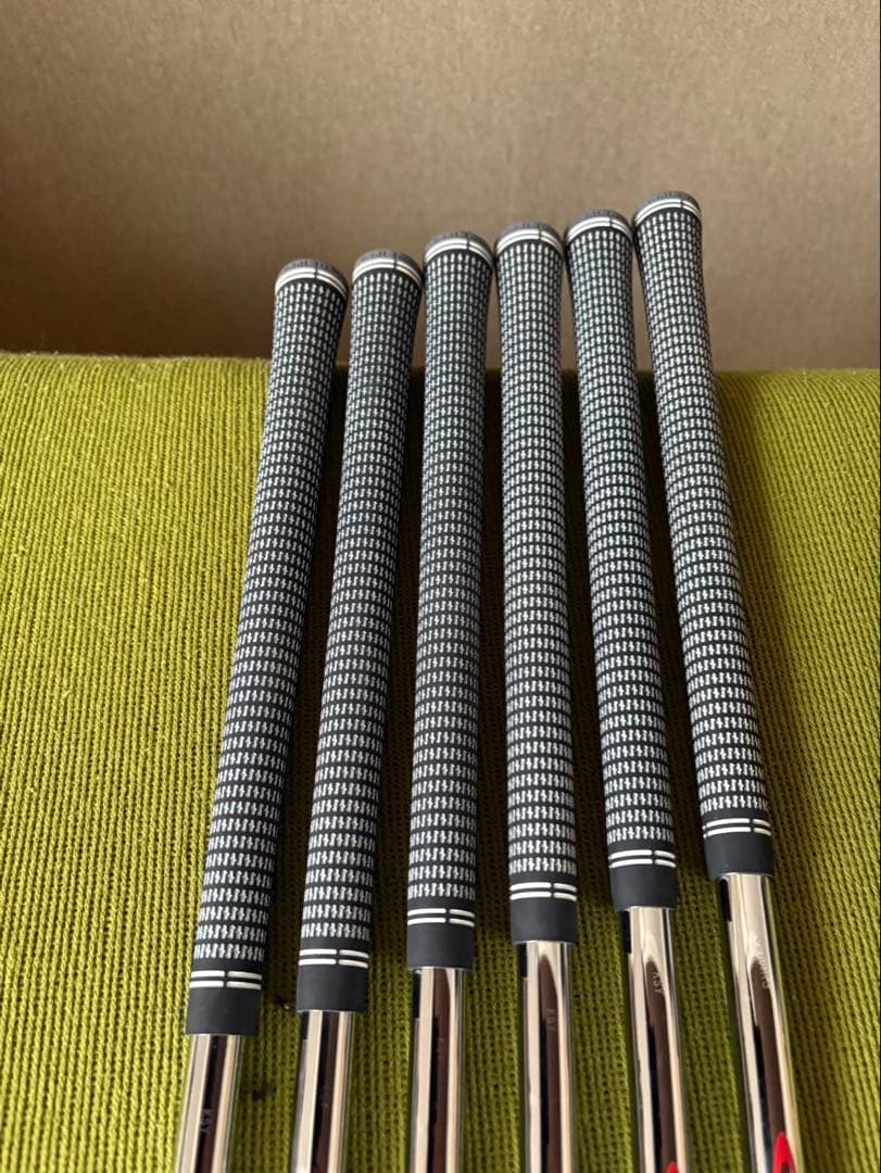 【最新モデル・超美品】ブリヂストン 242CB+アイアンセット 5-PW