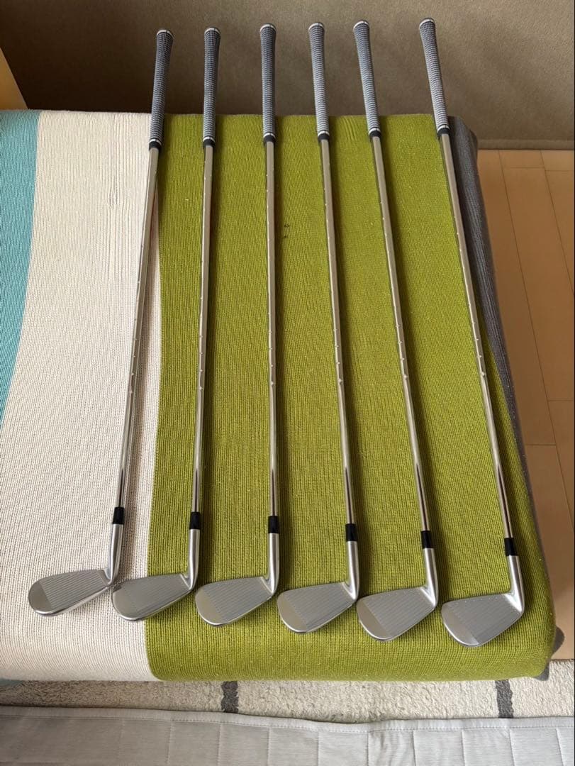 【最新モデル・超美品】ブリヂストン 242CB+アイアンセット 5-PW
