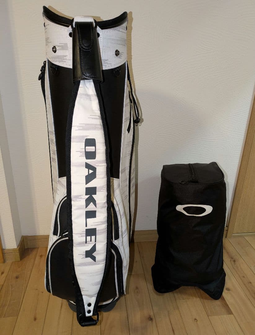 OAKLEY キャディバッグ 9.5型【中古商品】ホワイト系