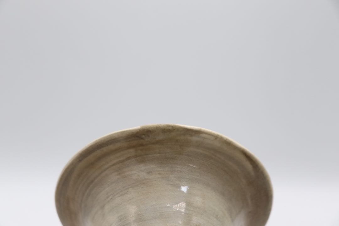 中国　磁州窯　掻き落とし花卉紋瓶　高さ約32.2cm 送料込み260406