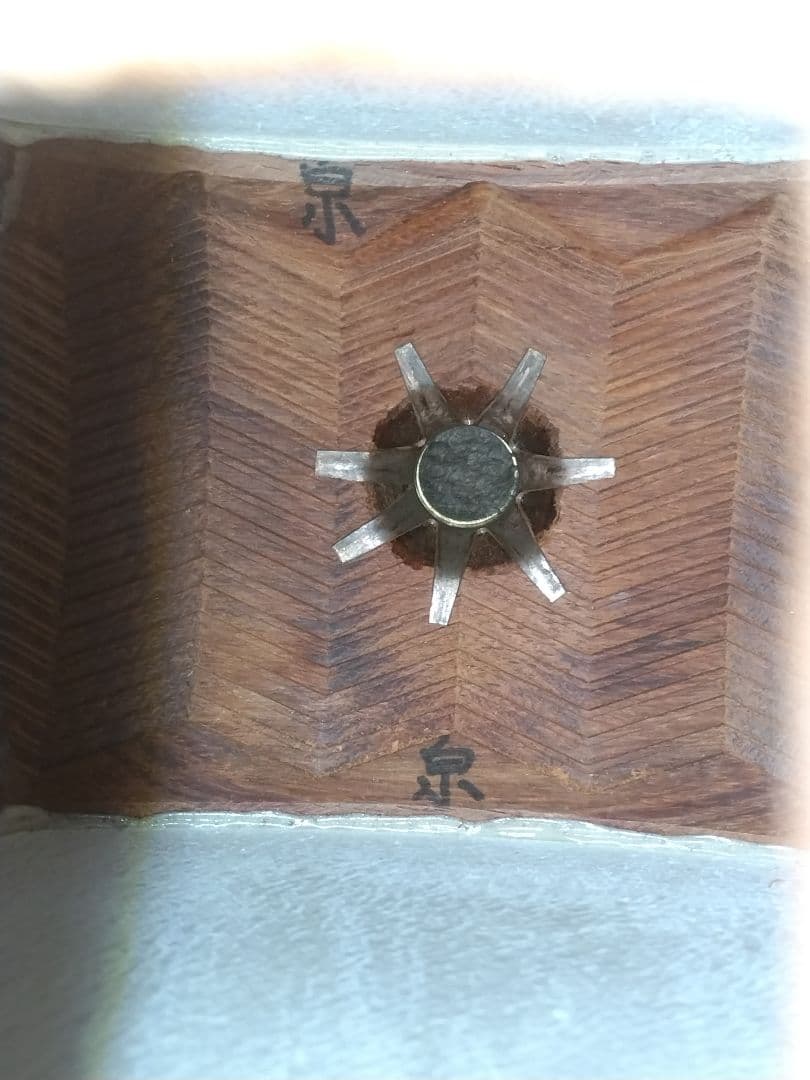 津軽三味線子持ち綾杉胴（皮張り替え済み）