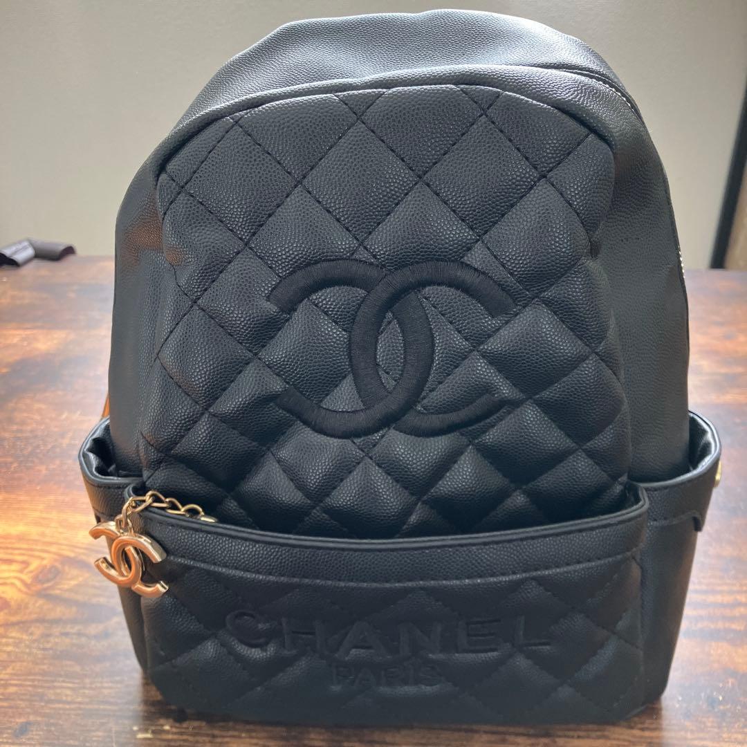 CHANEL ブラック バックパック　ノベルティ