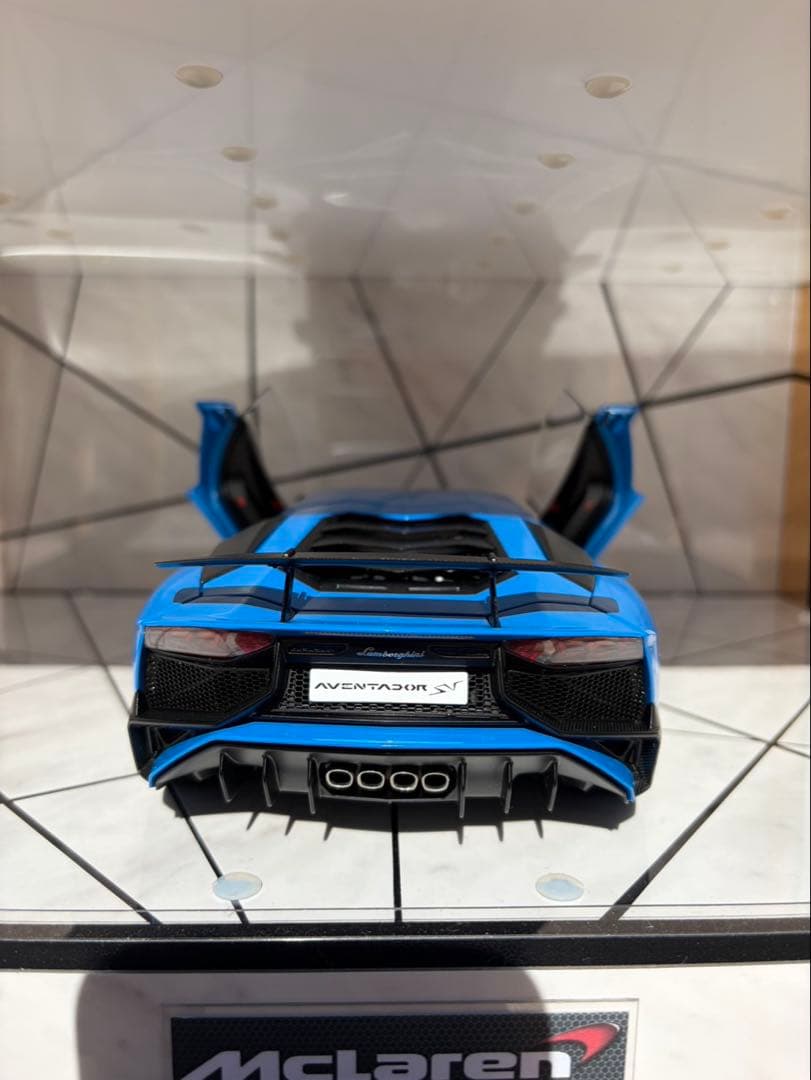 Lamborghini Aventador SVJ 1/18 ブルー
