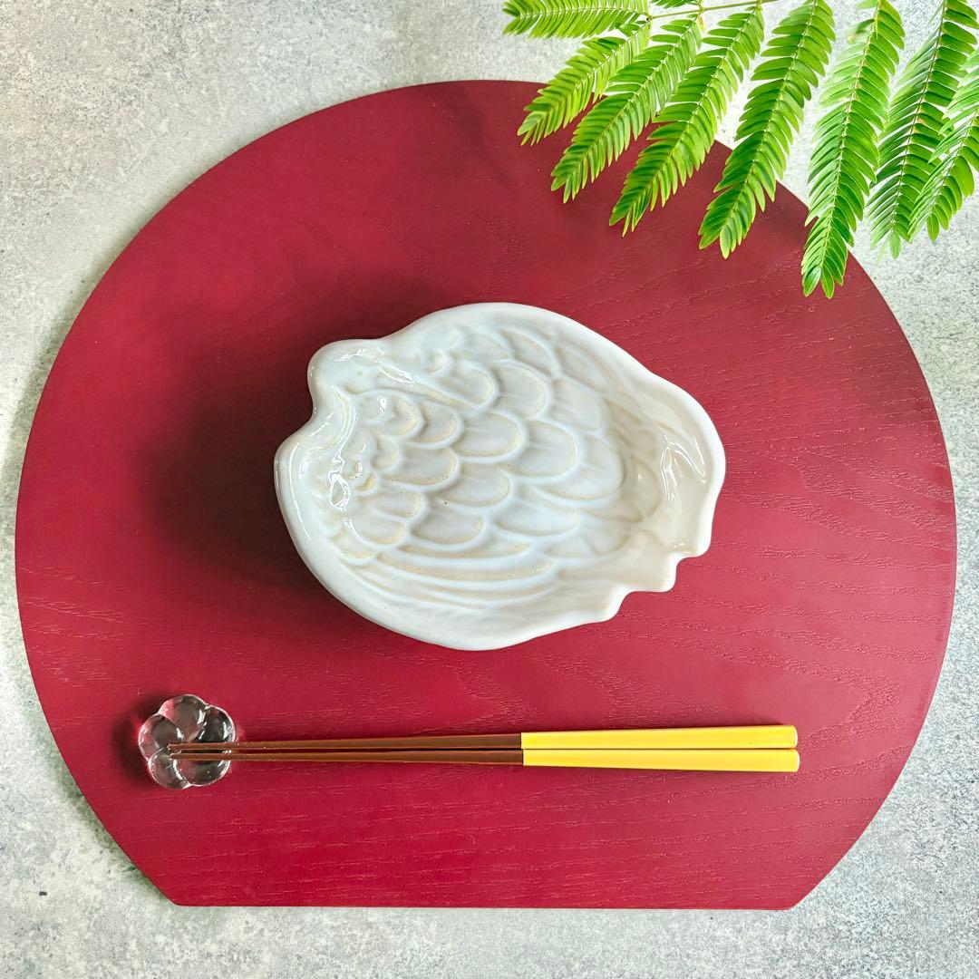 赤膚焼　銘々皿　2枚セット　大塩昭山　鶴　高級品　鳥　作家　器　三つ足　白　ツル