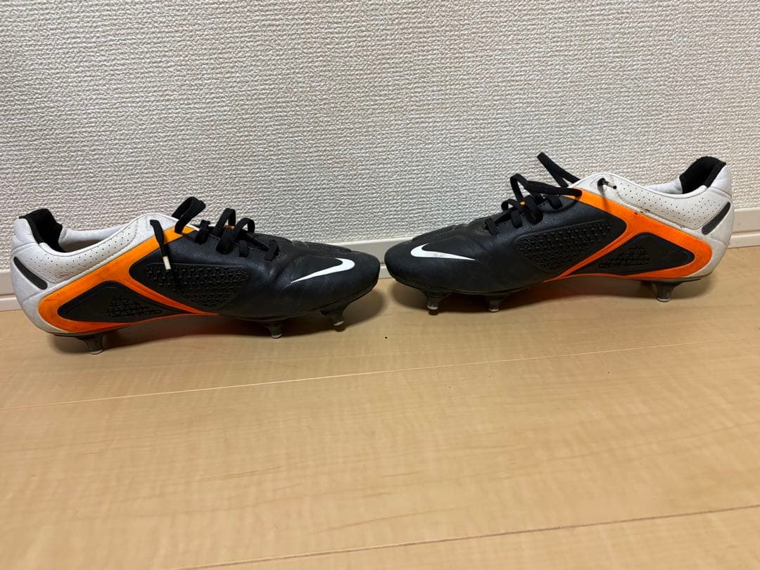NIKE CTR360 マエストリ II（Maestri II）SG