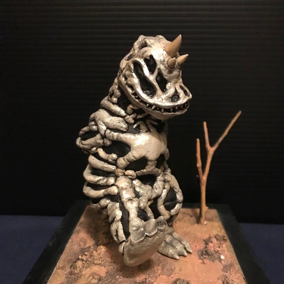 レア！亡霊怪獣シーボーズ　フィギュア　ジオラマ完成品
