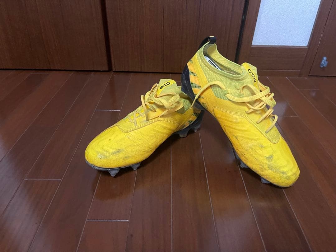 プーマワン　取り替え式スパイク