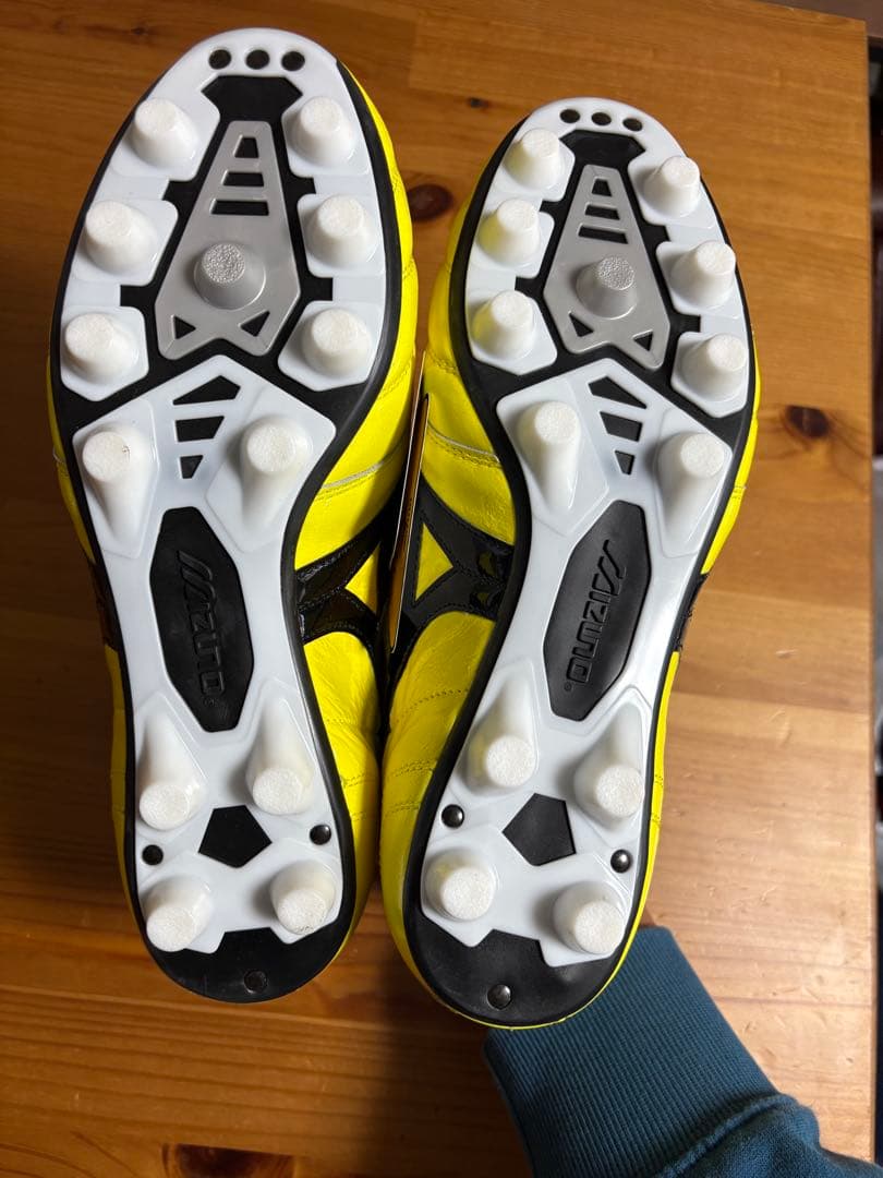 Mizuno モレリア２　激レア限定品　イエロー