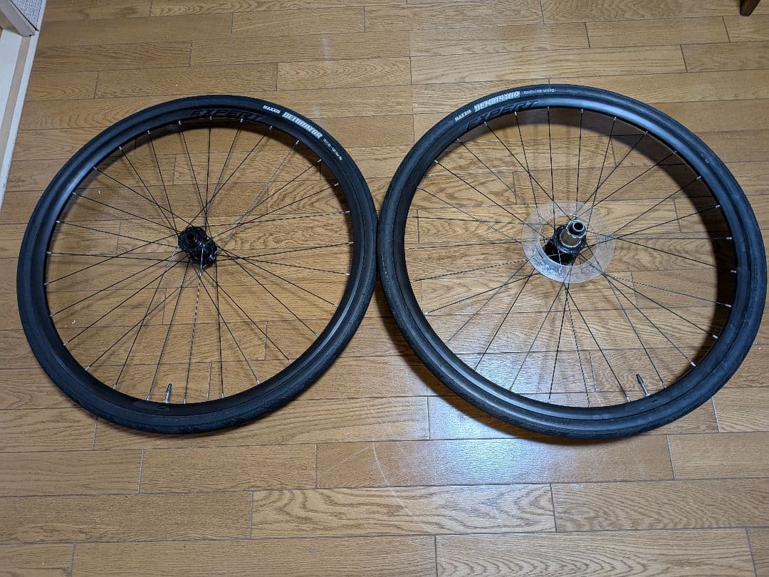 EXPERT ディスク用ホイール タイヤ付メリダ用購入時付属品